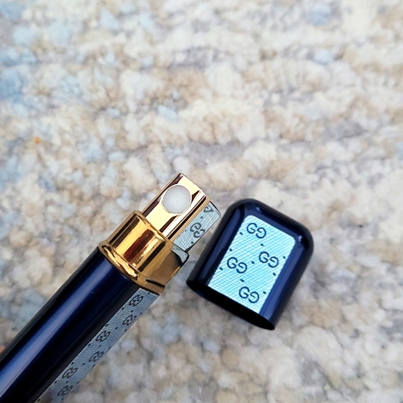 Gucci Perfume with a refillable purser - Picture 3 of 6